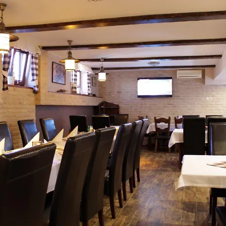 Sungarden-velky Meder فندق مبيت وإفطار