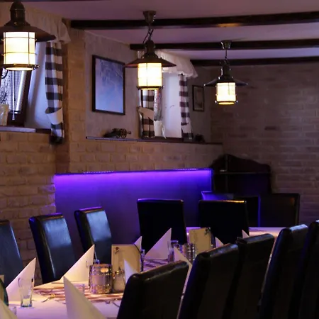 فندق مبيت وإفطار Sungarden-velky Meder 3*